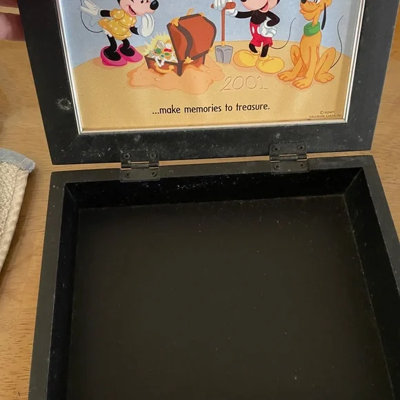 Disney Walt Disney 100th Black trinket box - Picture 2 of 4